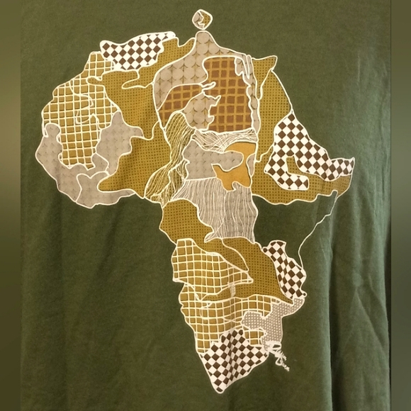 Men's T-Shirt African Map Design Style  w/a Tye-Dye on the Sides - Picture 2 of 4
